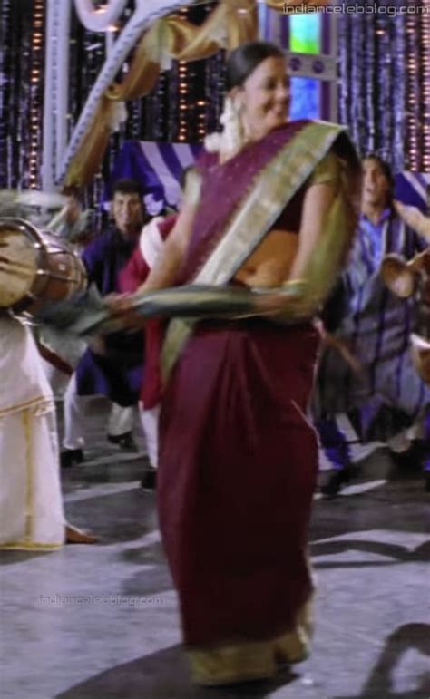 Jyothika Kollywood Actress Chandramukhi S2 14 Hot Saree Navel Stills Starcelebblog