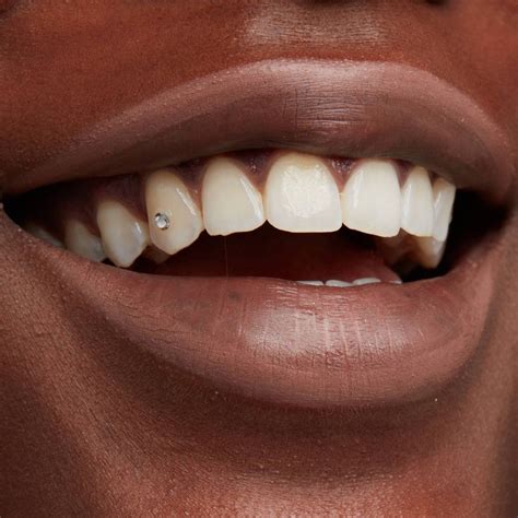 Nyx Professional Makeup Long Lasting Slim Lip Pencil Creamy Lip Liner Nude Beige Oz