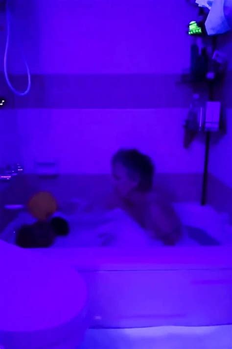 Baths And Blow Jobs Amateur Amateur Porn Feat FromThisNight By FapHouse XHamster
