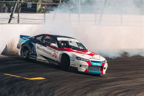 Drifting: James Deane smokes them all in Formula D | RMS Motoring Forum