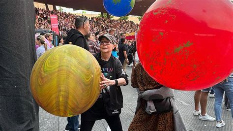 Wer Hat Meiner Freundin Nach Dem Coldplay Konzert Geholfen Z Ritoday