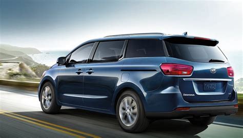 Standard Kia Sedona Technology Features