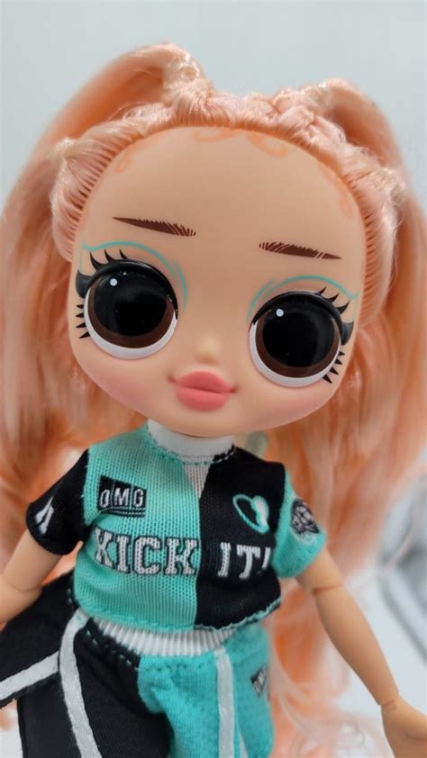 L O L Surprise Dolls Kicks Babe Review The Doll Blog