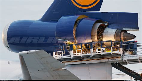 McDonnell Douglas MD-11(F) - Lufthansa Cargo | Aviation Photo #4104113 | Airliners.net