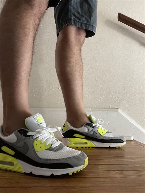 Air max 90 Volt : r/airmax