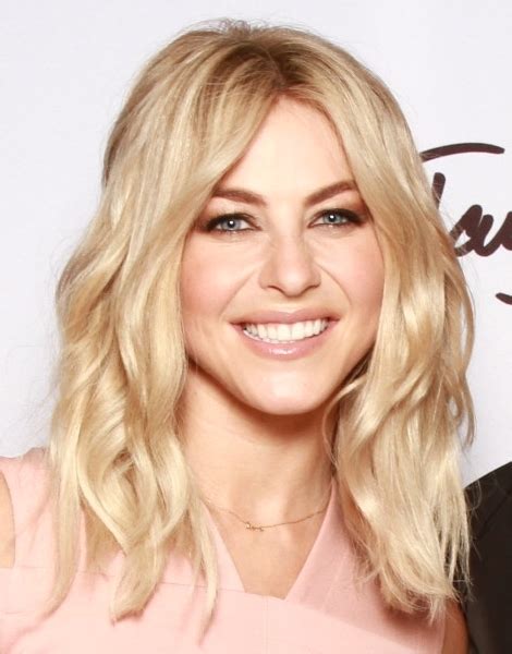 Julianne Hough Wikipédia A Enciclopédia Livre