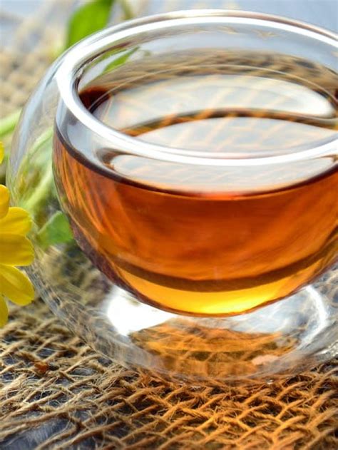 8 Lesser Known Herbal Teas And Their Benefits