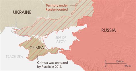 Ukrainian strike in Crimea! Explosions and massive fires are visible ...