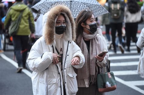 周末起連冷5天！氣溫溜滑梯最低下探6度 山區恐下雪 上報 焦點