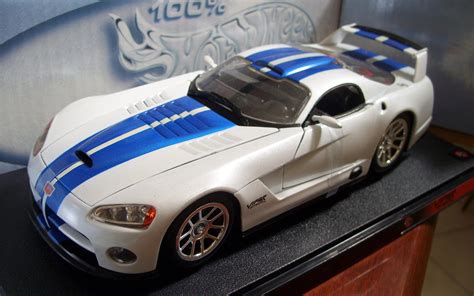 Writeme Dodge Viper GTS R Concept 1 18 Hot Wheels
