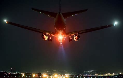 Runway Lights Wallpapers 4k Hd Runway Lights Backgrounds On Wallpaperbat