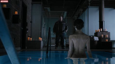 Naked Karolina Wydra In Sneaky Pete
