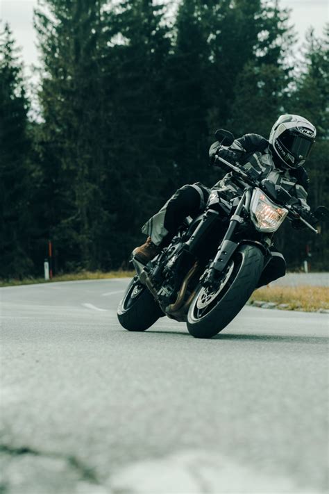 Gebrauchte Power Naked Bikes Im Test 2020