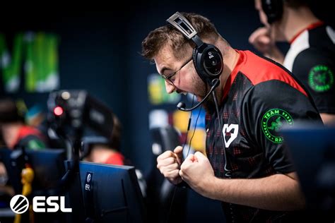 Прямая трансляция Natus Vincere Mouz 01 октября 2023 года статистика