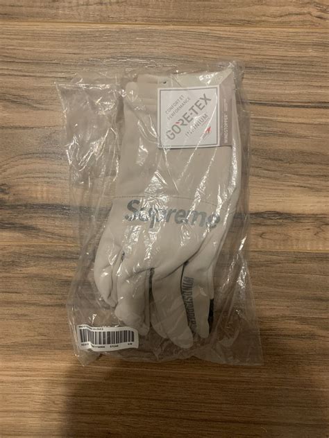 Supreme Supreme Windstopper Gloves | Grailed
