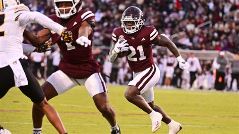 Mississippi State-Ole Miss score prediction: Who will win Egg Bowl?