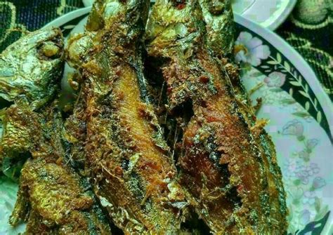 Resep Ikan Kembung Goreng Garing Oleh Lis Cookpad