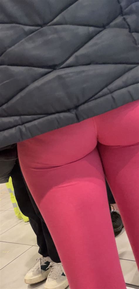 Nice Tight Pink Leggings And An Amazing Ass Ass Forum