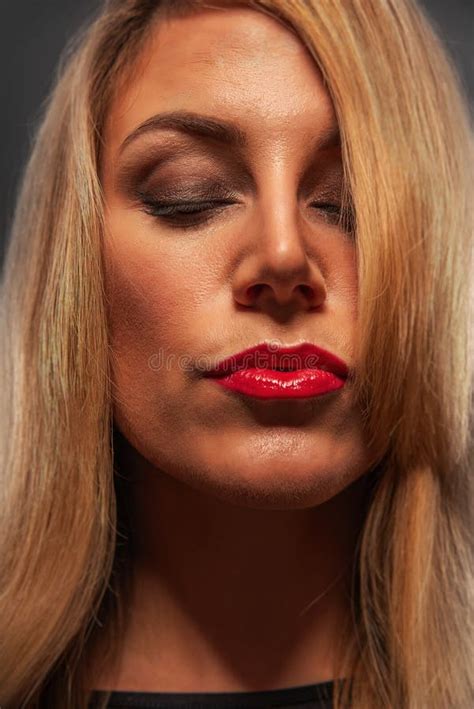Woman Long Blonde Hair Red Lipstick Stock Photos Free Royalty Free Stock Photos From