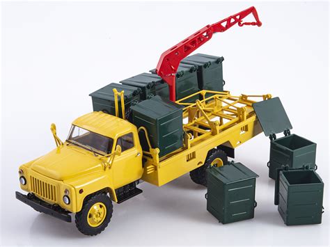 Контейнерный мусоровоз М-30 (53), Масштабная модель автомобиля 1:43 от SSM
