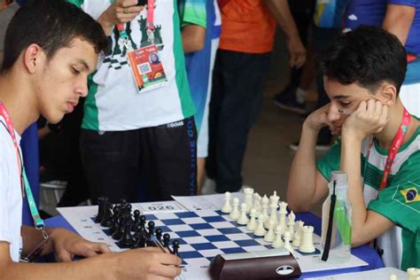 Estudantes Atletas Que Representam Goi S Nos Jogos Escolares