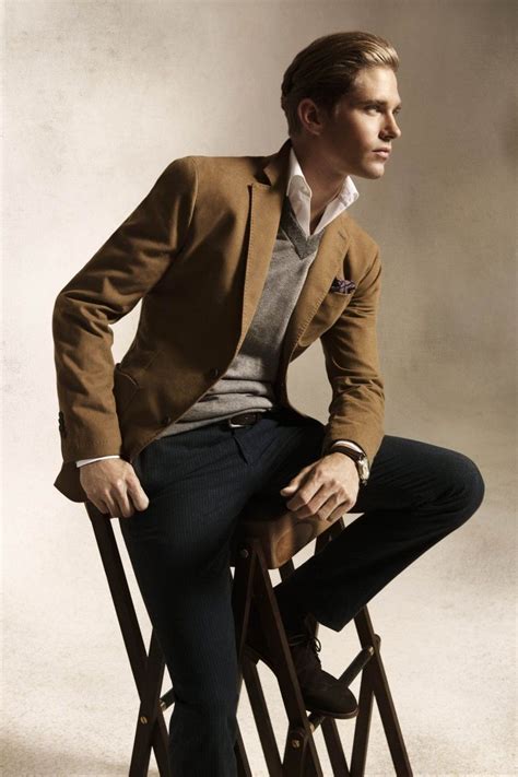 Massimo Duttis September Lookbook Features A Sharply Dressed