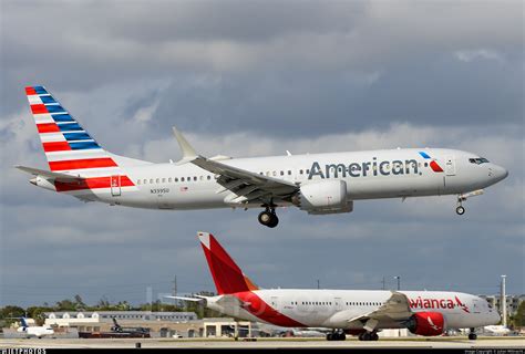 N Su Boeing Max American Airlines Julian Mittnacht