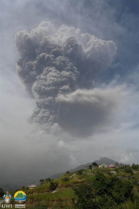 Volcano on St. Vincent erupts, spewing column of ash amid evacuations ...