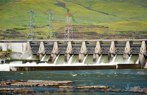 Columbia River Hydroelectric and the Dallas Dam - Oregon Photography