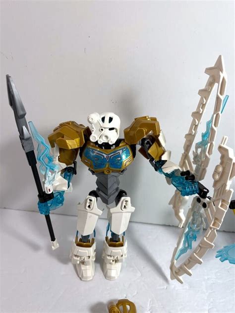 LEGO Bionicle LOT Kopaka Master Of Ice 70788 Protector Of Ice 70782