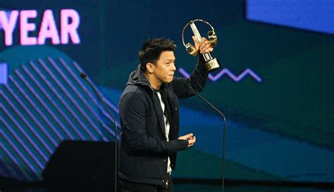 Noah Terima Penghargaan Band Of The Year Indonesian Music Awards 2021