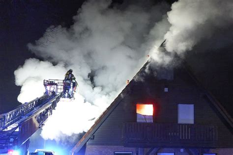 D Sseldorf Urdenbach Ein Toter Und Ein Schwerverletzter Nach