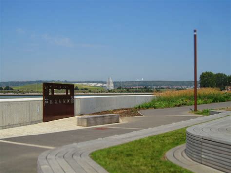 Sea wall repairs just in time for the summer holidays - Shaping Portsmouth