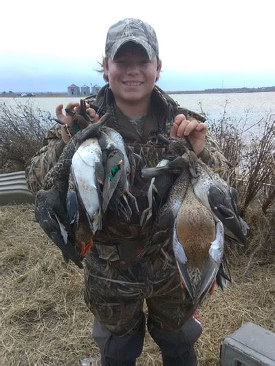 Arkansas Feathers | Arkansas Duck Hunting |Arkansas Daily Selfguided Duck Fields |Arkansas Duck ...