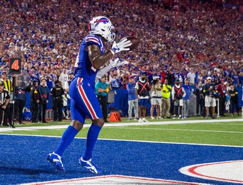 Third-grade class does Bills' Stefon Diggs' TD celebration