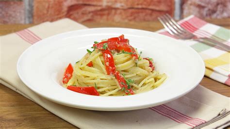 Spaghetti Alla Polpa Di Granchio Facili Cookaround