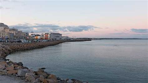 Salthill Promenade, Galway, Ireland | Salthill Promenade photos and ...