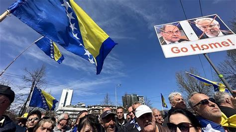 Poruke Velikih Protesta U Sarajevu Ins