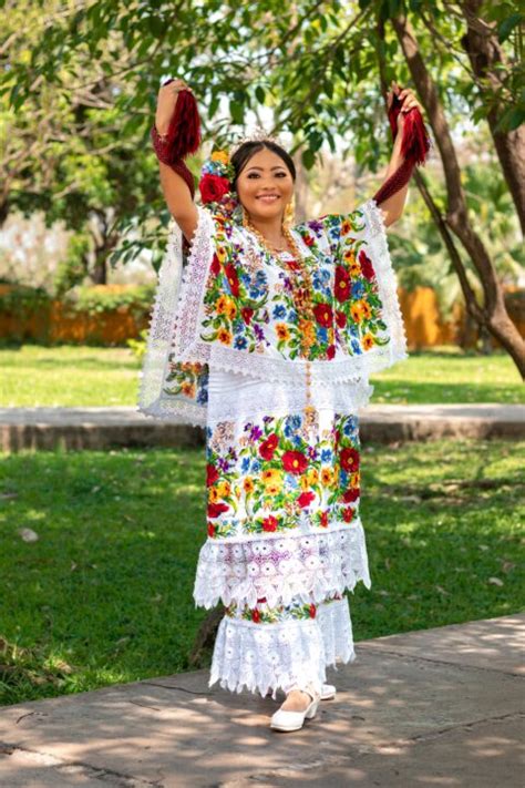 10 Iconic Honduras Traditional Clothing | Smash Negativity