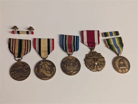 USA - Medal - Lot of different US-Military Medals - Catawiki