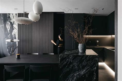 Modern Black Kitchens That Will Tempt You To The Dark Side