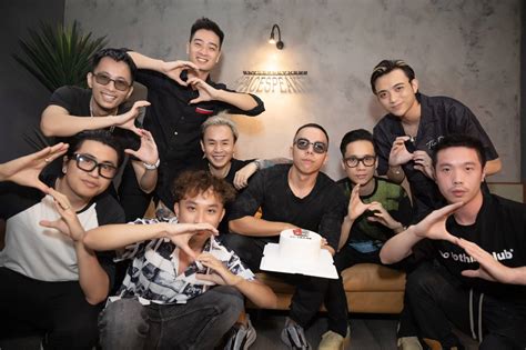 Ảnh hiếm dàn boy phố hot nhất Hà Thành năm trước SOOBIN JustaTee nhìn không ra nhưng gây sốc