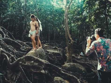Bộ ảnh cưới nude của cô dâu chú rể ở Đà Nẵng gây bão mạng