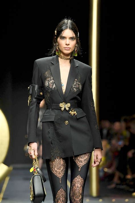 Kendall Jenner Braless Nipples Hot Celebs Home