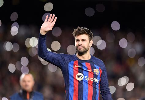 I Feel Liberated Says Retiring Barcas Pique Mon November