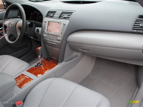 2010 Toyota Camry XLE V6 interior Photo #38572768 | GTCarLot.com