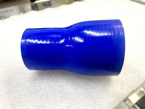 Патрубок силиконовый переходной 45-60мм (ID#220973439), цена: 30 руб ...