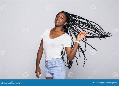 Retrato De La Mujer Africana Con La Expresi N Feliz De La Cara Que