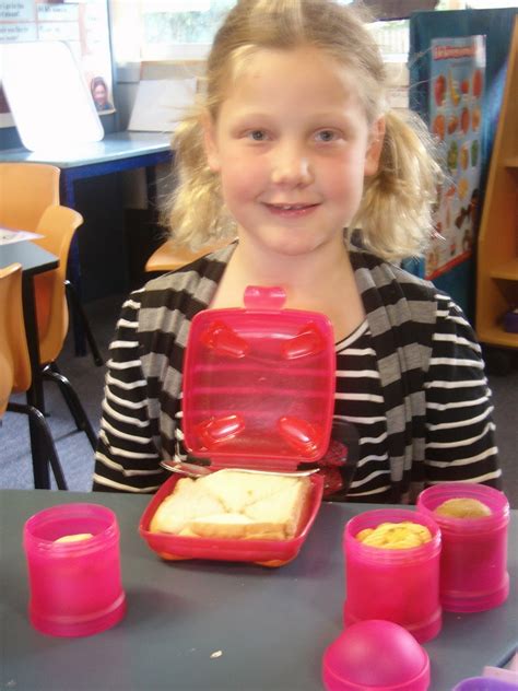 Room16 Nude Food Day