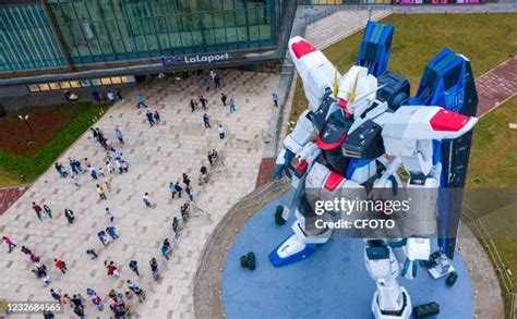 Gundam Statue Photos and Premium High Res Pictures - Getty Images